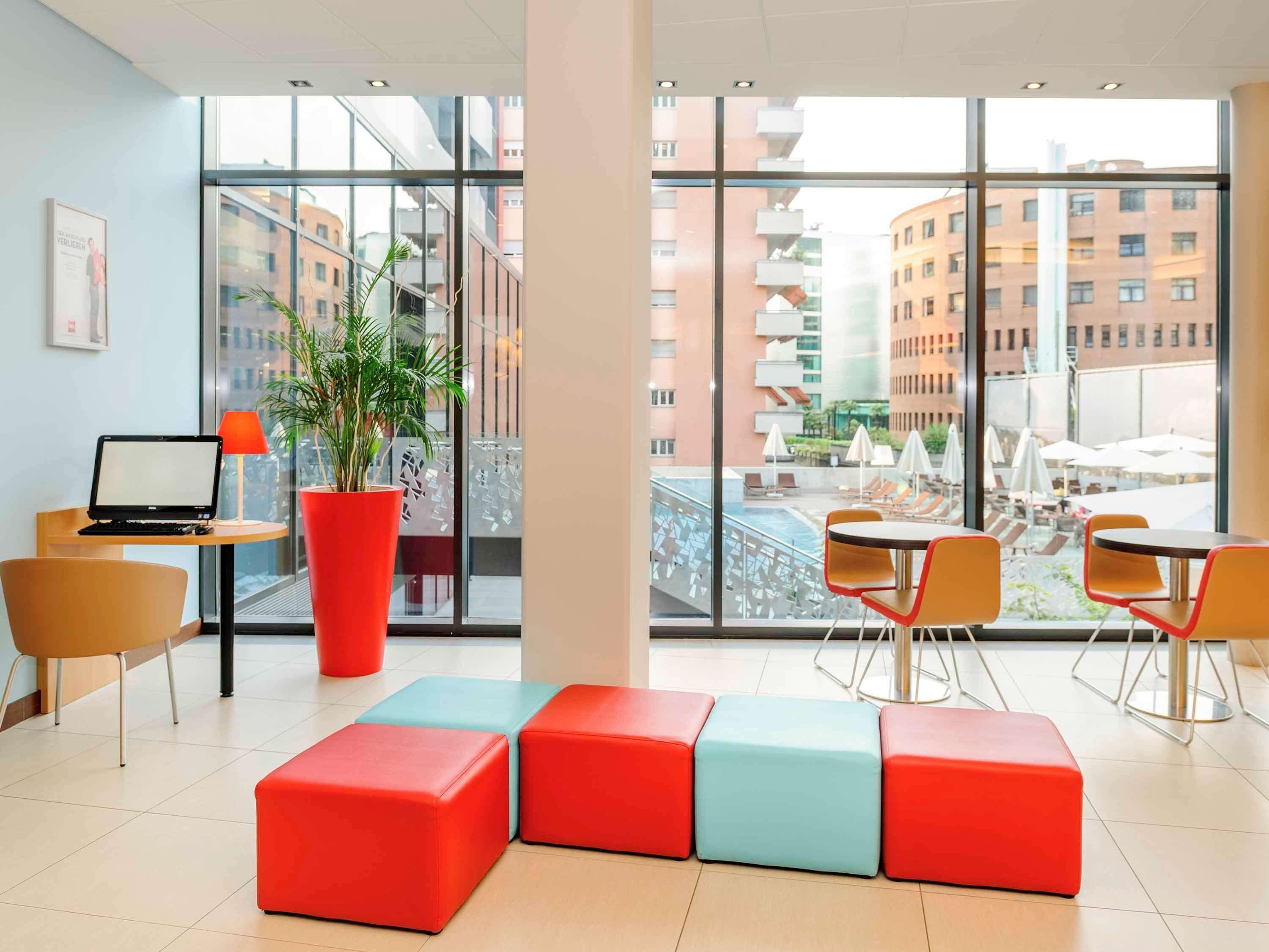 Ibis Lugano Paradiso Esterno foto