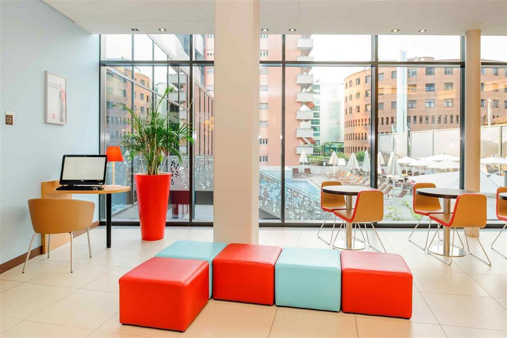 Ibis Lugano Paradiso Esterno foto