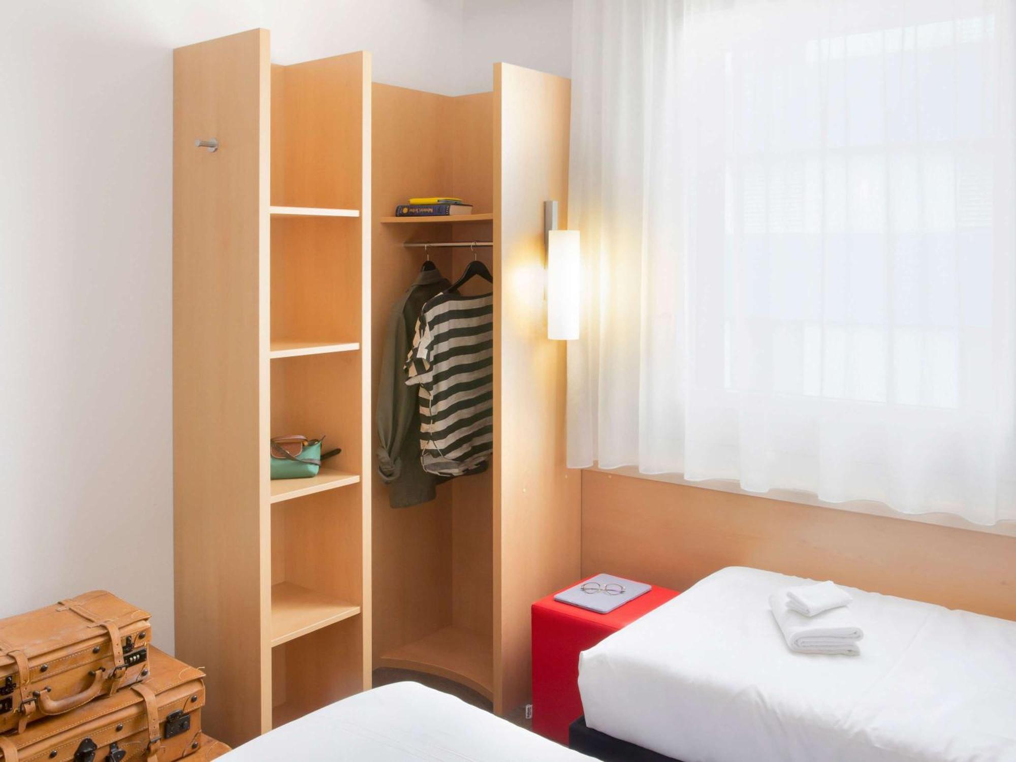Ibis Lugano Paradiso Esterno foto
